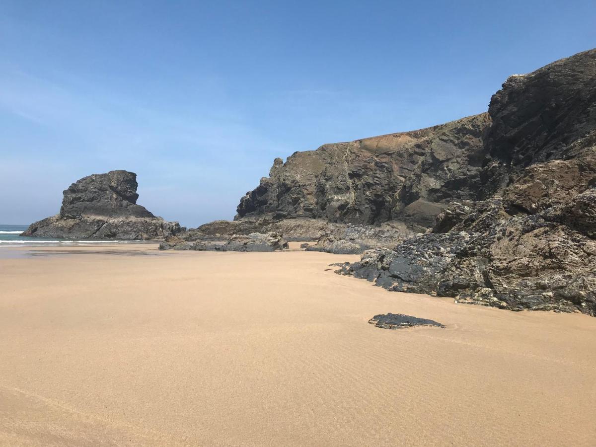 Tides Reach, Deluxe Shepherds Hut 1, 100M From The Beach St Merryn Extérieur photo